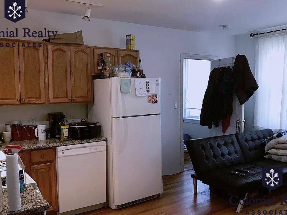 2nd image of 1613 Commonwealth Ave #26