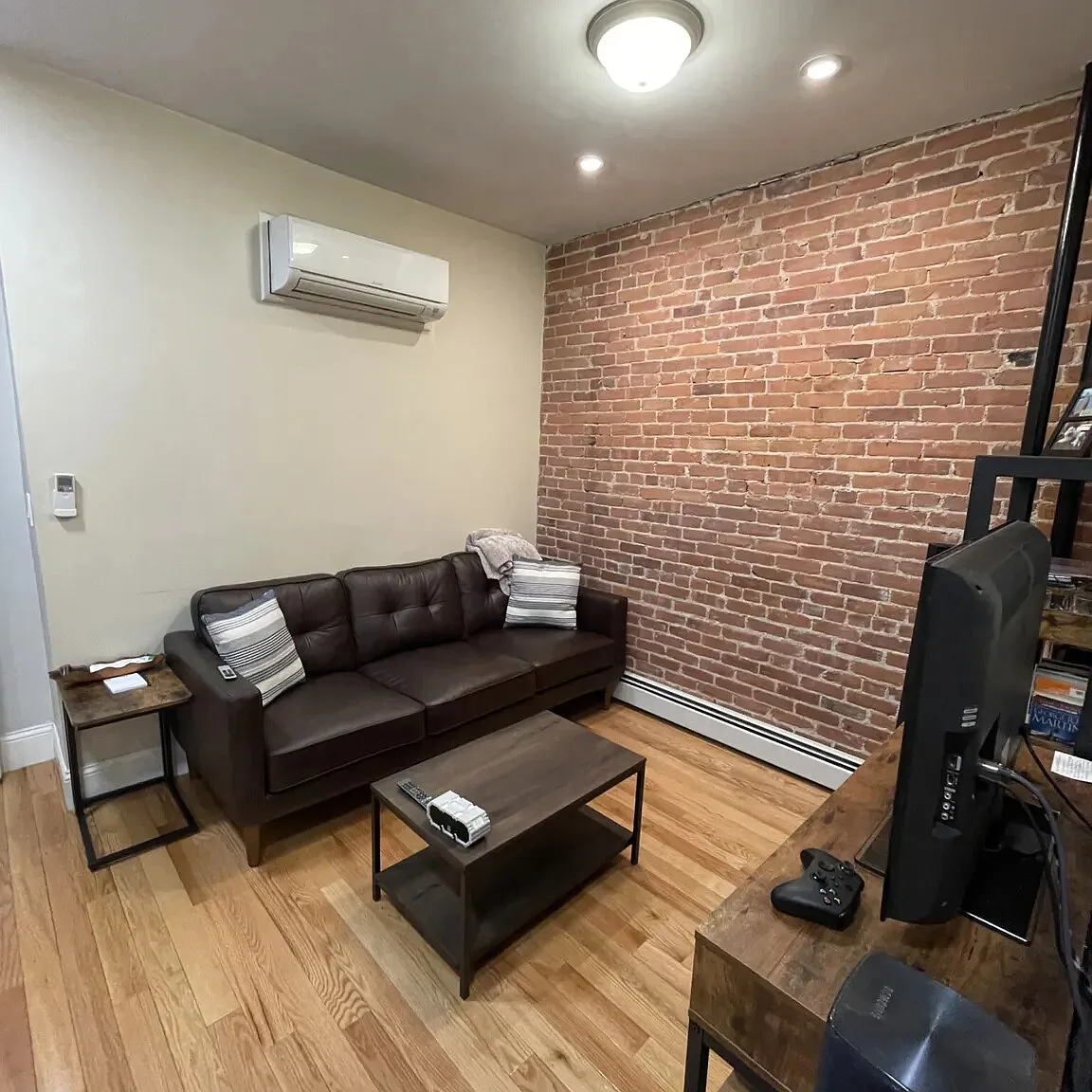 1 bed, 9999 sqft, $2,950 — Photo 4