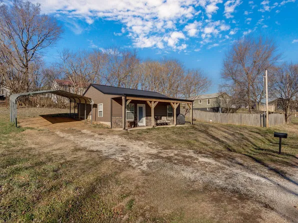 303 S Church Street, Stockton, MO 65785