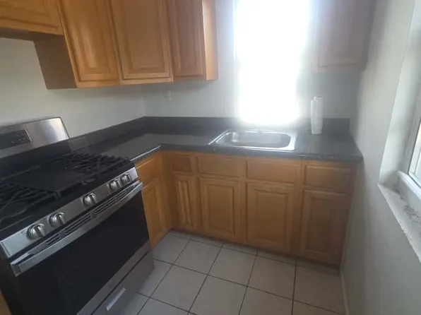 (undisclosed Address), Brooklyn, NY 11208