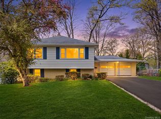 11 Willow Drive, Suffern, NY 10901