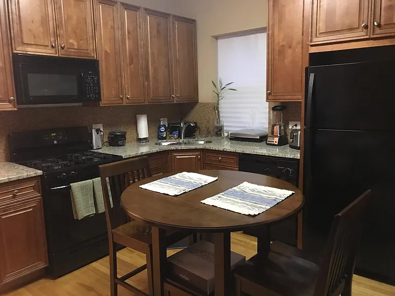 5154 W Berteau Ave #1 — Photo 6