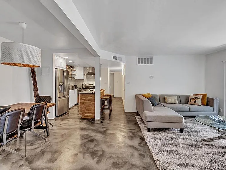 456 W Brown Rd — Photo 13