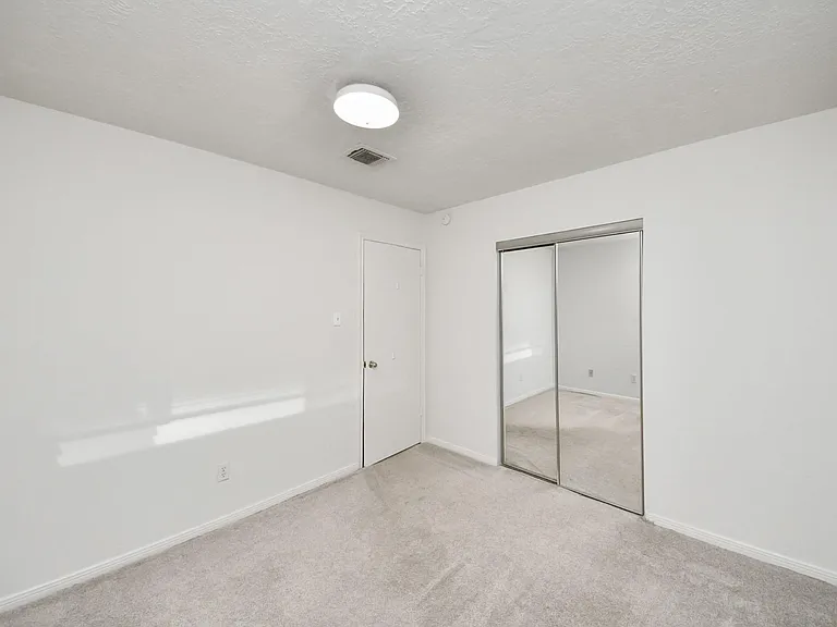 3611 Bee Bayou Ln — Photo 17