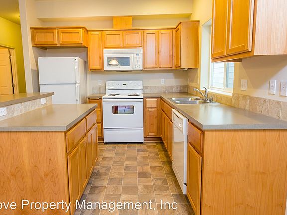 5th image of 2809 NE 88th Pl