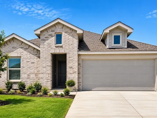 1040 Burnt Ranch Ln, Fort Worth, TX 76131