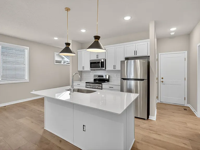 Lexington Park Townhome Rentals — Photo 18