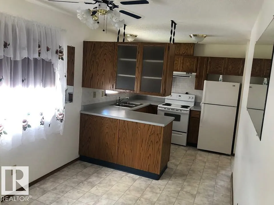 2 bed, 2.0 bath, 1039 sqft, $1,500 — Photo 4