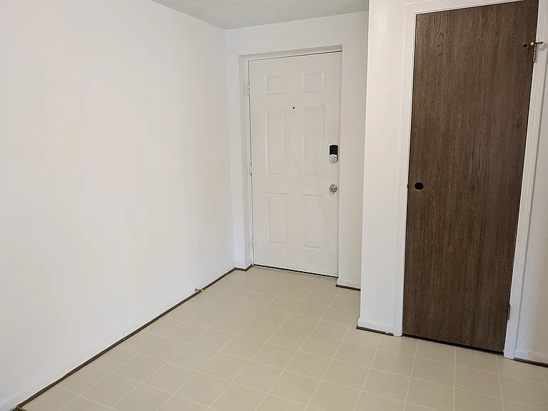 8420 Obannon Ct #8 — Photo 3