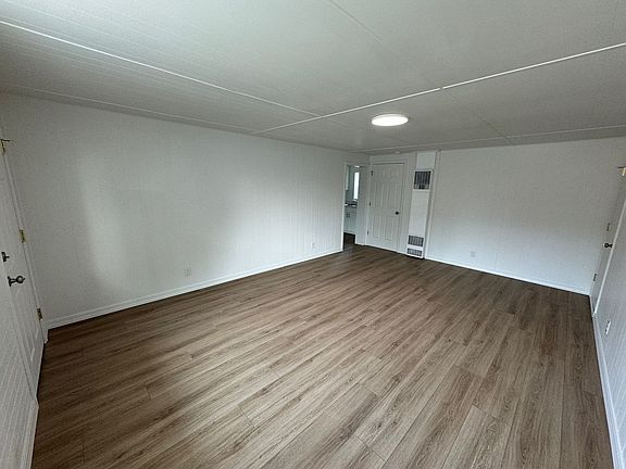 3rd image of 1211 Blue Lakes Cir