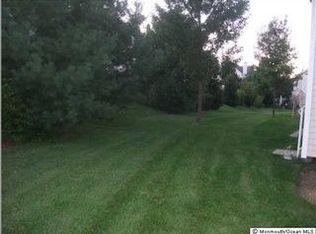 7 Krzynowek Ct, Parlin, NJ 08859