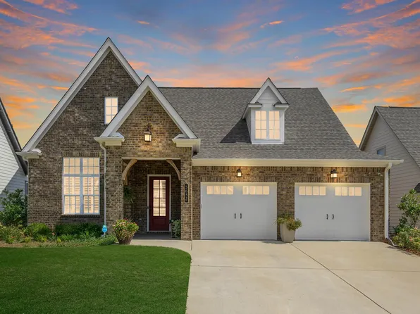 5652 Brayden Cir, Hoover, AL 35244