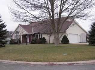 12370 Lariat Ln, Granger, IN