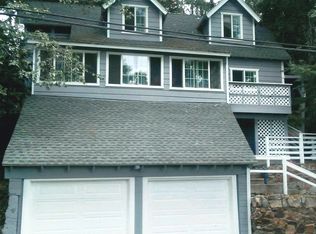29183 Lake View Dr, Cedar Glen, CA 92321