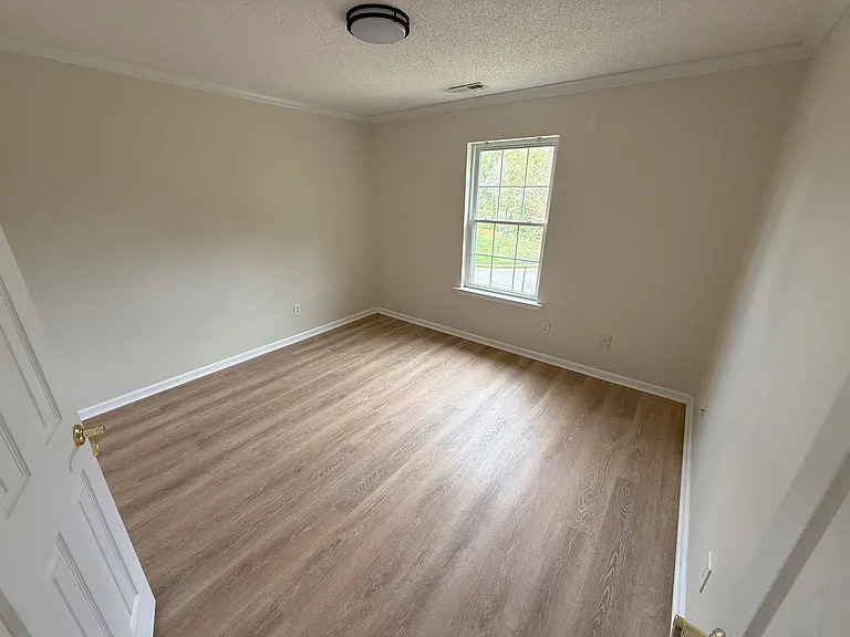 1958 Wilrose Pl — Photo 15