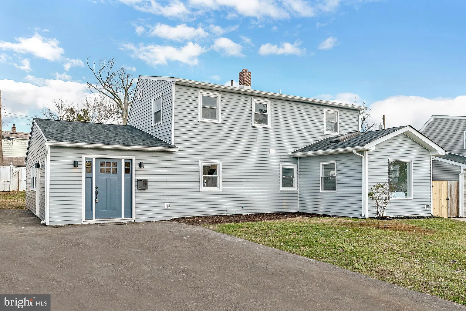 264 Appletree Dr photo 1