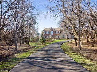 23170 Wienecke Ct, Lake Barrington, IL 60010