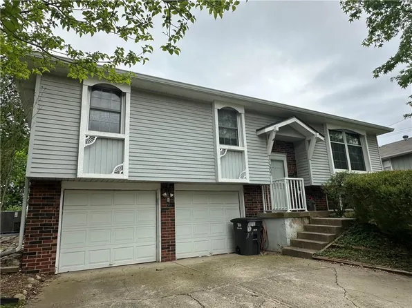 17207 E 6th Terrace Ct N, Independence, MO 64056