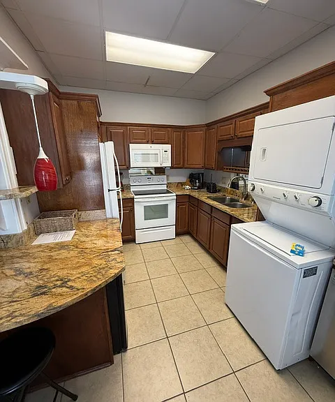 815 Bayshore Dr #A — Photo 3