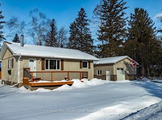 734 Roberts Rd, Innisfil, ON L9S2E4