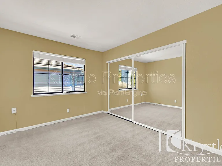 152 Chesapeake Dr — Photo 26
