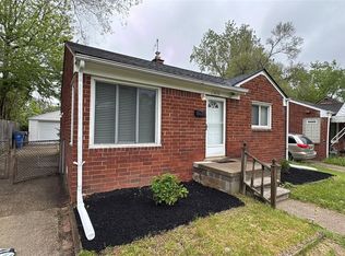 1073 Colonial Dr, Inkster, MI 48141