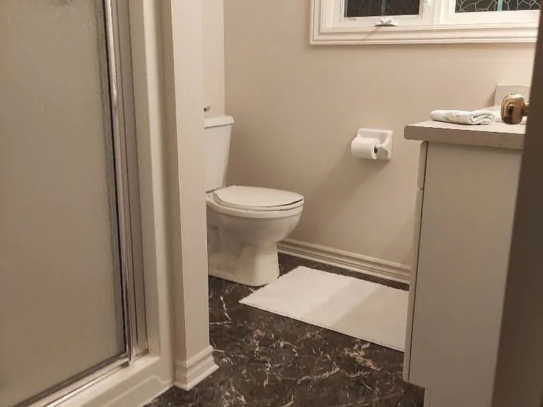 1058 Lexington Cir — Photo 17