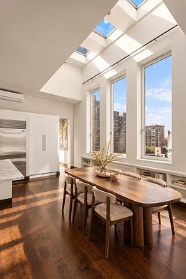 Dining area, photo 1