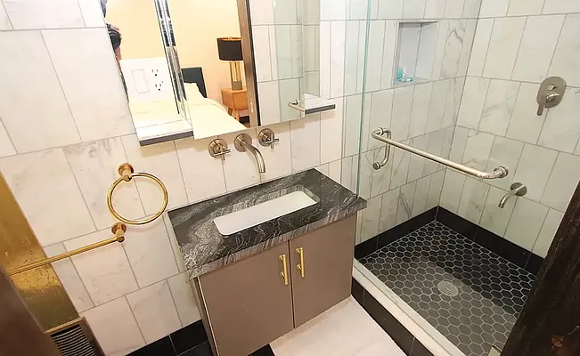 Rented by REAL New York | media 10