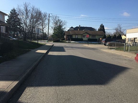 5th image of 510 N Bosart Ave