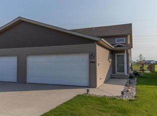 1158 38 1/2 Ave W, West Fargo, ND 58078
