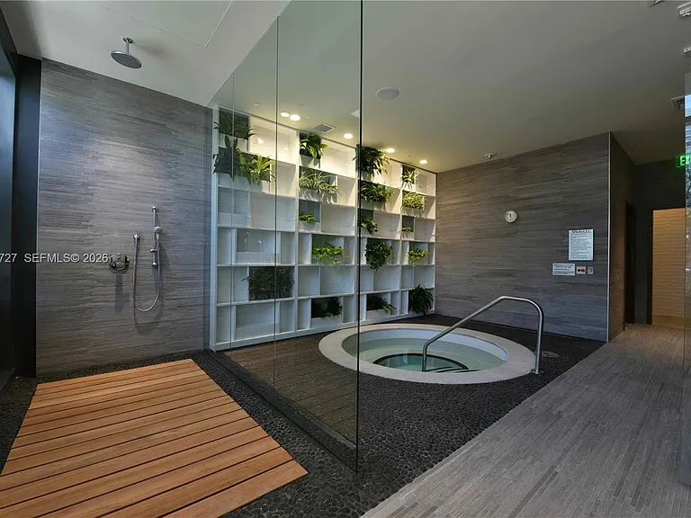 45 SW 9th St #3703 — Photo 62