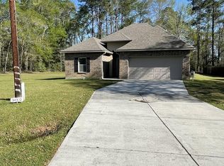 34310 Gravesbriar Dr, Denham Spgs, LA 70706