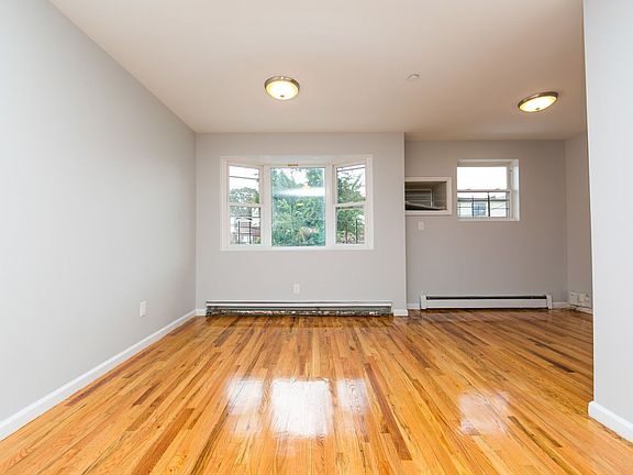5th image of 17323 Vaswani Ave