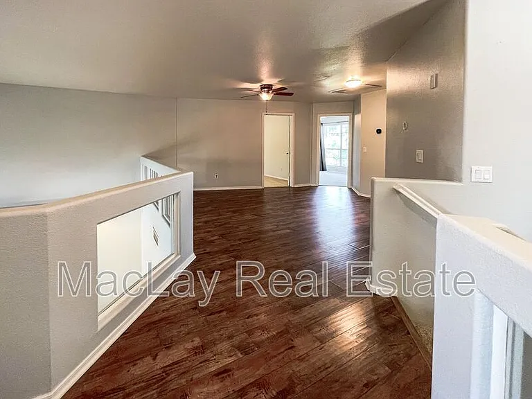 4645 E Kelly Dr — Photo 14