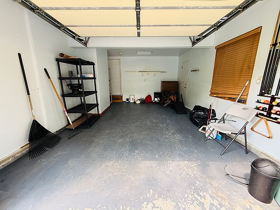 5th image of 4160 Hickory Rd