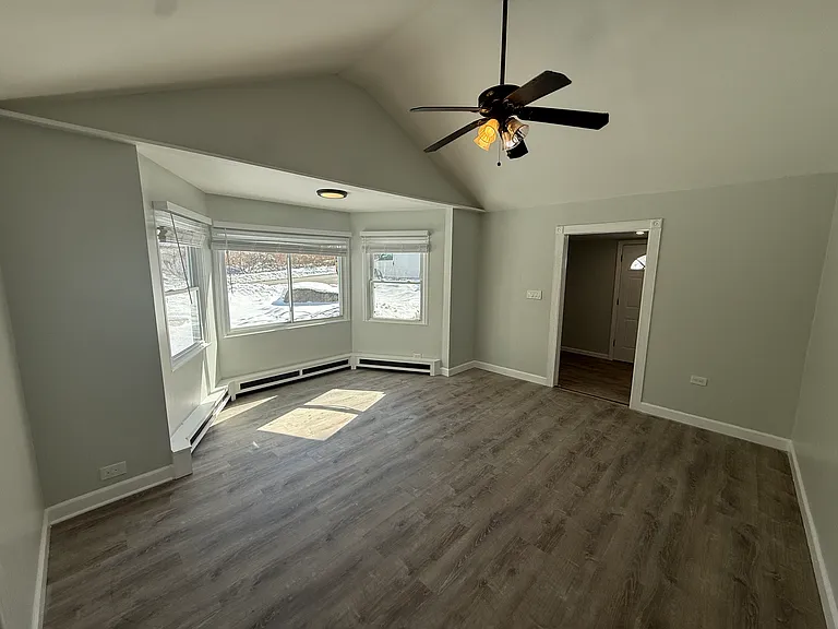 26 Forest Ln — Photo 5