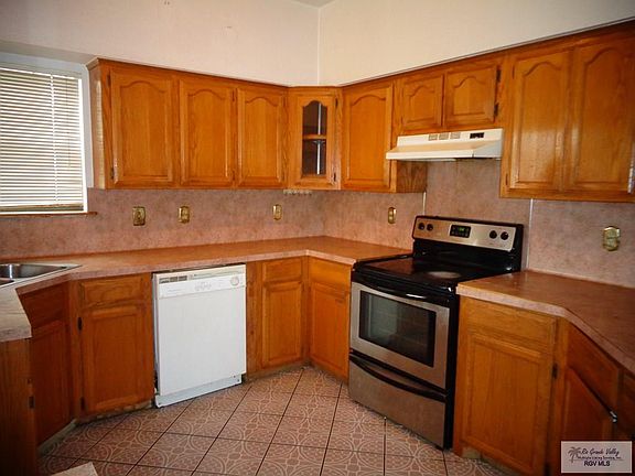 5th image of 4931 Las Palomas St