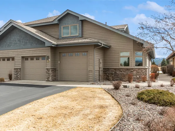 19 Bay Harbor Dr, Bigfork, MT 59911