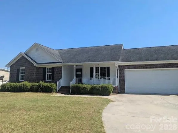 1379 Old Whiteville Rd, Lumberton, NC 28358