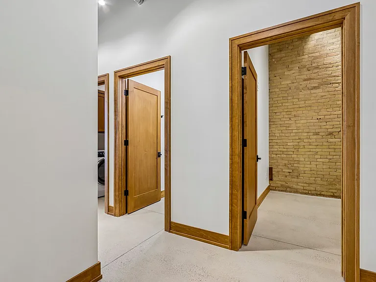 Ward House — Photo 18