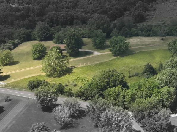 421 Van Horn Rd, Holts Summit, MO 65043