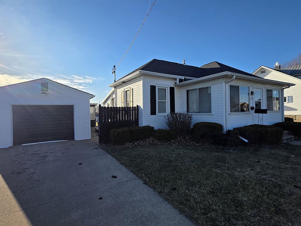 1st image of 631 S Tyler St