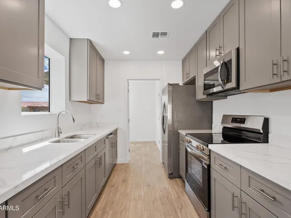 1726 E CORONADO Road, Phoenix, AZ 85006