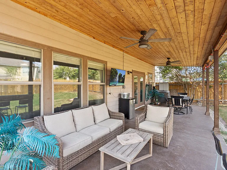 4611 Peach Grove Rd — Photo 8