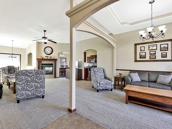 5th image of 1011 N Beau Jardin Ct