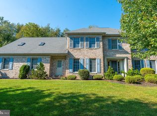 2635 Beechwood Rd, Lancaster, PA 17601