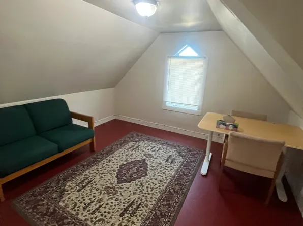 18 E Green St APT D, Middletown, DE 19709