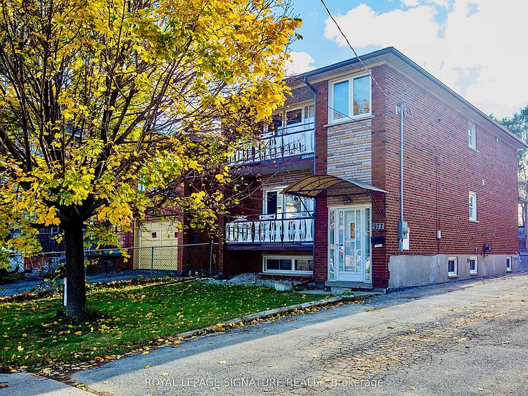 977 Glencairn Ave #4 — Photo 1