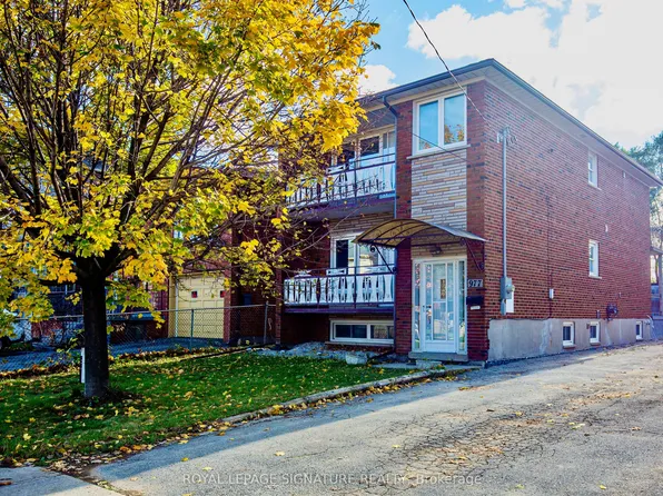 977 Glencairn Ave #4, Toronto, ON M6B 2A8